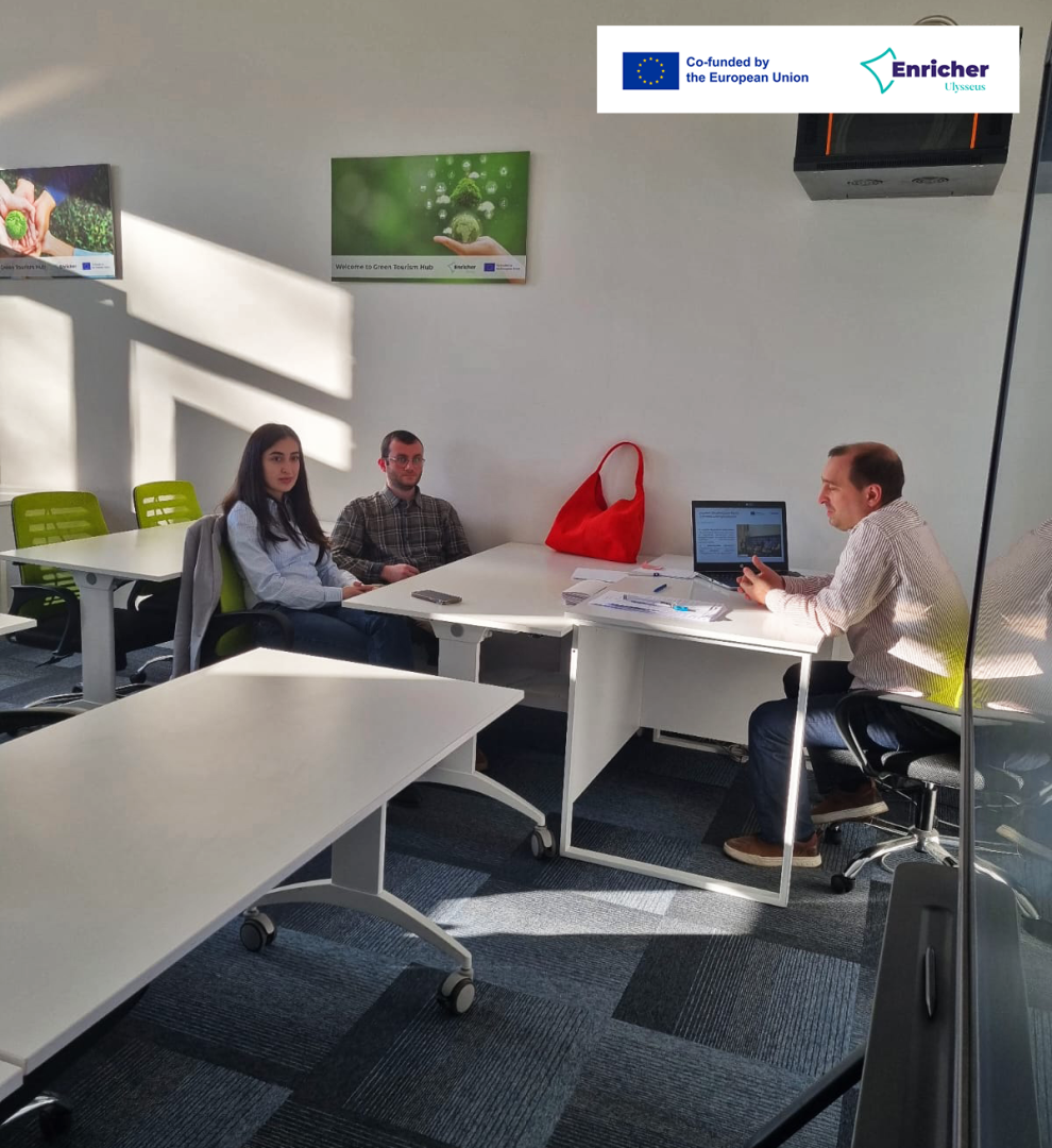 კავკასიის უნივერსიტეტის მწვანე ტურიზმის ჰაბის შეხვედრა კურსდამთავრებულებთან